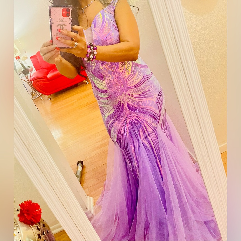 Elegant Purple Off-Shoulder Evening Gown - Picture 8 of 12